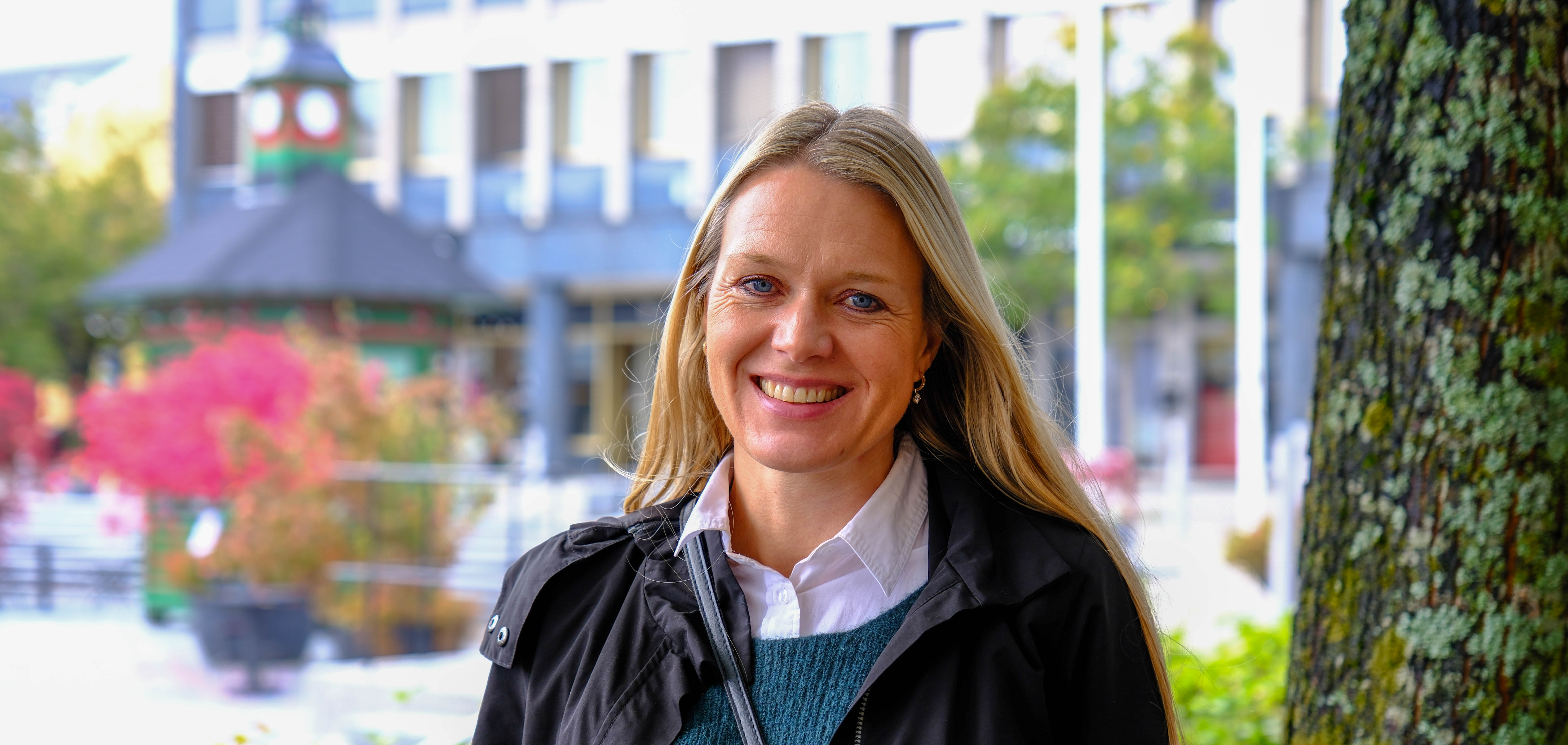 Randi Humborstad Larvik Næringsforening Forside